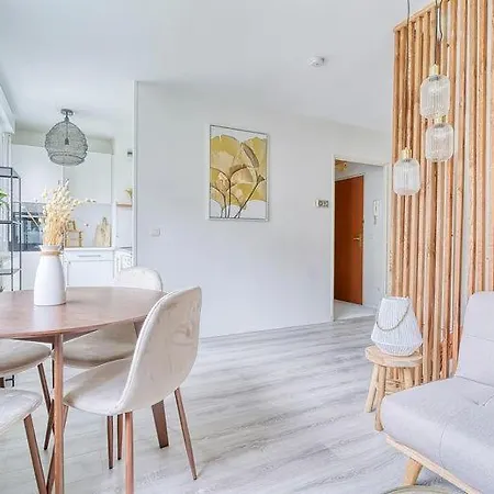 10min De Disney- 2min Rer A-30min Paris - Parking Gratuit